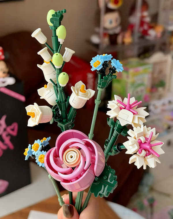 Happiness Seeker-24 day FlowerBouquet Advent Calendar